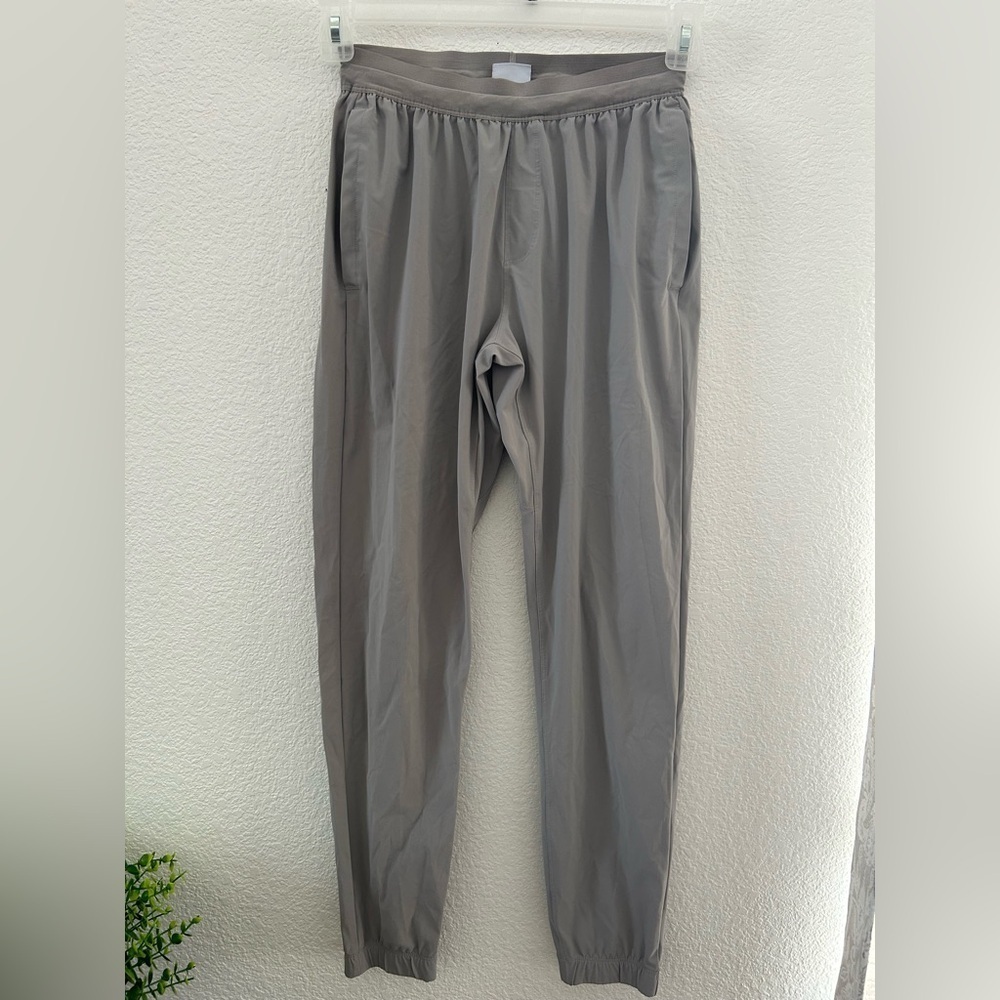 GYMSHARK Men's Gray Pants